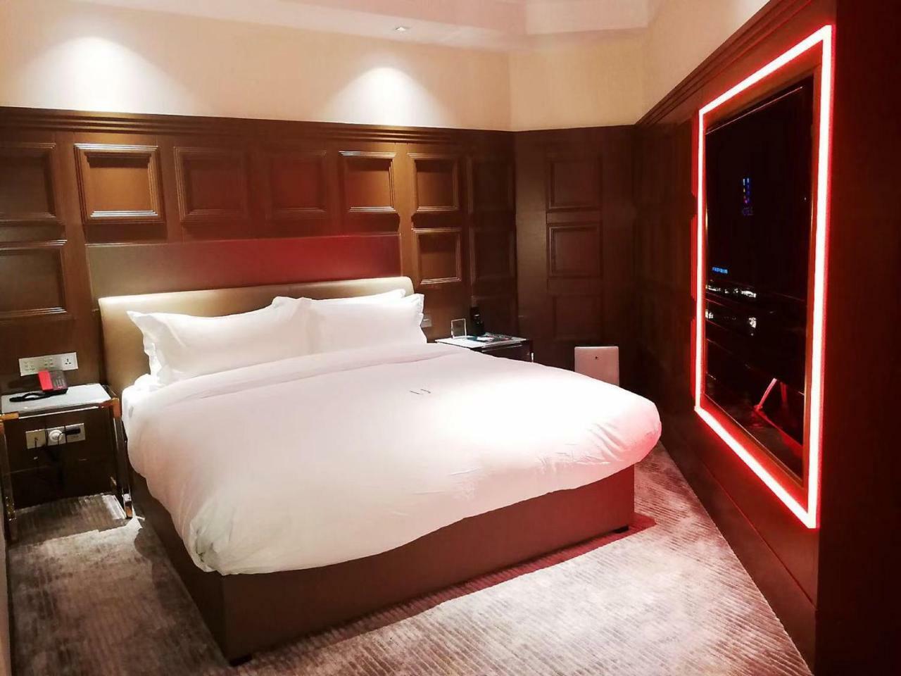 Qingdao U Hotel Exteriör bild